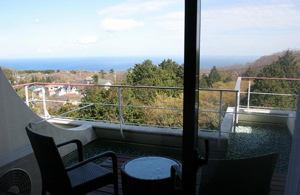 Izumigo Izukogen Dog Paradise Hotel & Cottage Іто Номер фото